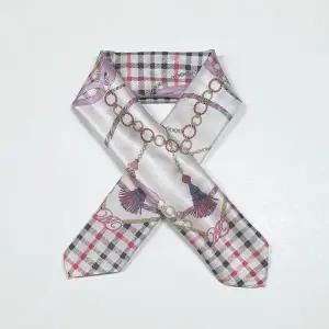 [닥스](마산점)면실크 혼방 쁘띠 스카프 DYI2501