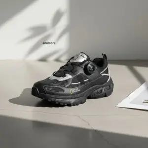 내셔널지오그래픽키즈 히스 다이얼 아동 운동화 블랙