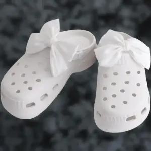 [신상오픈런]여성 여름 물놀이 리본 장식 아쿠아 슈즈 샌들 (34325130)