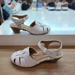 에스콰이아 HC12 여성 세미캐주얼 샌들 에스콰이아 여성 간절기 발편한 쿠션 샌들 YAE