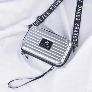 하드 미니 캐리어 어깨끈 파우치 주문제작 크로스백 Peg6+9cHl