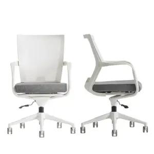 오래 앉아도 편안한 책상의자 TK107