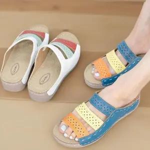 [신상오픈런]여성용 다채로운 색상의 가죽 오픈토 펀칭 뮬 샌들 (34325254)