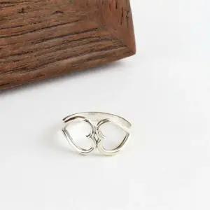 [신상오픈런]하트반지 대칭 컷아웃 민자 유광 귀여운 실버링 (29987848)