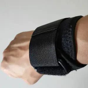 이중 스트랩 손목보호대