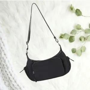 [룽스]데일리 여성 숄더백 가벼운 바스락 소재 TC2