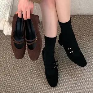 여자 하객룩 더블 슬림 메리제인 가죽 미들힐 구두