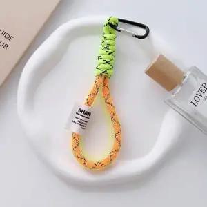 [셀러허브]로프스트랩 열쇠고리 키홀더 여행분실방지 키링 홀더 1+1 (S29982154)