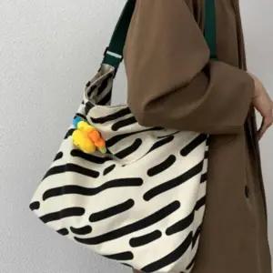 [룽스]크로스백 커플 더플백 헬스 여행 가방