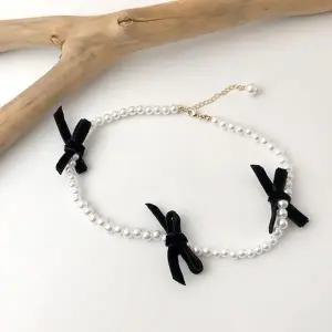 온더벨라 벨벳리본 진주 초크목걸이 골드체인