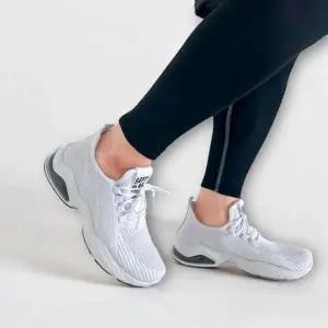 [룽스]메쉬 흰색운동화 쿠션 런닝화 운동 조깅
