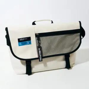 메신저백 가방 캐주얼 크로스백 남녀공용 데일리 2컬러-