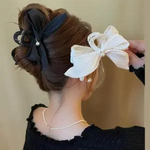 [신상오픈런]여성용 블랙 아이보리 리본 헤어핀 강력 집게핀 (35830148)