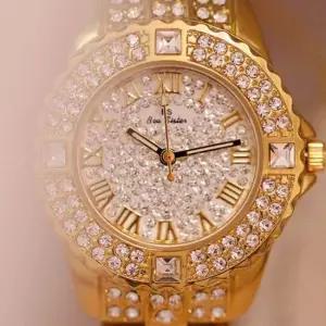 아라비아 넘버 다이얼 큐빅 시계 DG 여자시계 20대시계