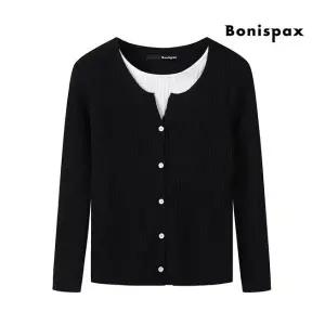 보니스팍스 정상가:69,000원 | 데일리 카라 트임 배색 버튼 긴팔 니트 XO3KT008L0 1202570