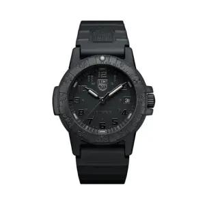 루미녹스 XS.0301.BO.L 레더백 씨 터틀 남성 러버 쿼츠 39mm