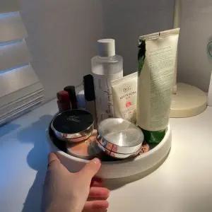 [하프클럽/셀러허브]다용도 원형 회전 트레이 정리대 화이트