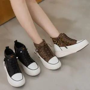 여자 편안한 데일리 통굽 키높이 하이탑 스니커즈