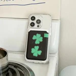 메이드모먼 lucky clover 디자인 맥세이프 카드슬롯