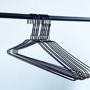 세탁소 기본 꽈배기 옷걸이 40cm 100개 검정