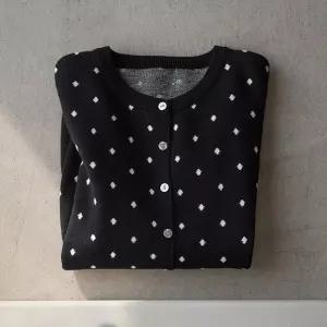 (안나앤플러스) 블링스 도트 가디건[가디건DNB6] 빅사이즈