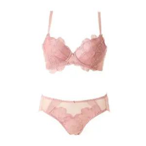[롯데백화점]와코루 살루트 감각 레이시 빅 플라워 로맨틱 B컵브라레이스팬티세트(DBR0462BDPT0462A)
