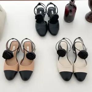 플라워 장식 스트랩 슬링백 라운드토 쿠션 데일리 플랫슈즈 6SS 플랫슈즈 라운드토