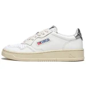 [AUTRY]오트리 메달리스트 로우 레더 스니커즈 135968424