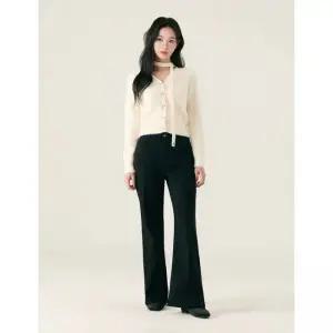 ROEM 플레어핏 데님 팬츠_RMTJG12G15104081