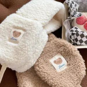 따뜻한 곰돌이 양털 뽀글이 귀마개 겨울 방한 패션템 ple4+3Gjt