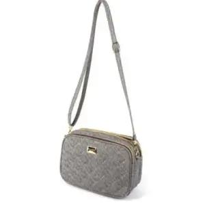 3중 미니 사이즈 데일리 지퍼 아담한 퀄팅백 수납 공간