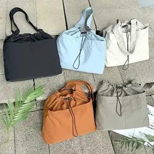 슬링백가방 나일론 크로스백 앞 투포켓 넉넉한수납 여행 대학생