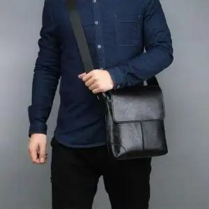 남성용 세련된 인조가죽 숄더 크로스백 데일리 가방
