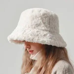 겨울 방한 털모자 여성 벙거지 털햇 보온모자