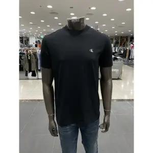 [Calvin Klein]남성 ck 스몰 로고 레귤러핏 반팔 티셔츠 4RAB200-UB1_DG