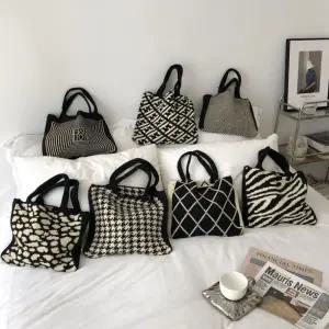 여자가방 여성 니트숄더백 도톰 가을 겨울 데일리백 가벼운가방