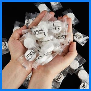 신제품 고급형 50개입 일회용 압축 페이셜 마스크 휴대용 부직포 페이셜 타월 코인 코튼 포장 티슈