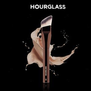 HOURGLASS 각진 리퀴드 파운데이션 블러쉬 022 베이스 브러쉬 메이크업 도구