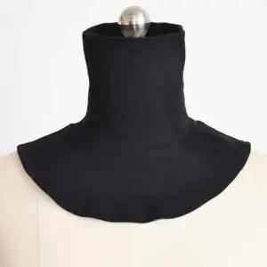 [신상오픈런]페이크 터틀넥 슬림핏 무지 스카프 폴라 넥워머 (30015769)