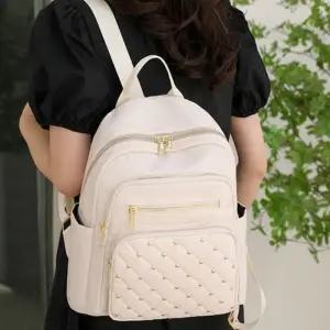 [신상오픈런]스터드 퀼팅 메탈지퍼 멀티수납 직장인 여성백팩 (30488582)