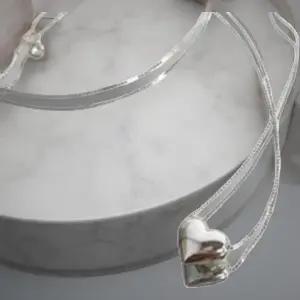 [신상오픈런]여성용 미니하트 스네이크 체인 실버 목걸이 (41316311)