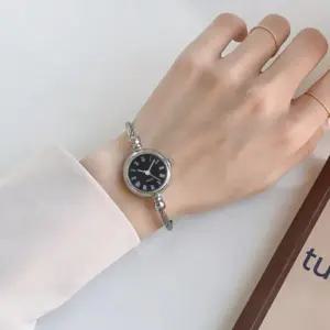 여성 로마숫자 정장 뱅글 미니 원형 손목 시계 블랙 뱅글 와이어 팔찌형