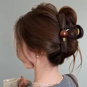 [신상오픈런]여성용 브라운 왕리본 아크릴 헤어핀 - 강력 고정 올림머리 스타일 (35830146)