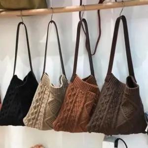 [패션] 털가방 백 숄더백 여성가방 꽈배기 여성 고급 여자가방 가방 니트 가벼운