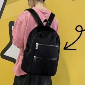 스마트백팩 멀티백팩 백팩 가볍고 여행용백팩 데일리 여성오피스백팩 정면