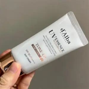 [셀러허브][웰빙창고] 달바 비건 워터풀 핑크 톤업 선크림 50ml 2개 (S36938134)