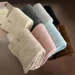 [신상오픈런]여성 알파카 혼합 뜨개질 머플러 목도리 (42297675)