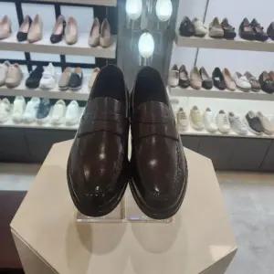 엘칸토 HC10 남성카멜?직한정통로퍼3cm 남성소가죽쿠션업정통패니로퍼 LCMD75U41337