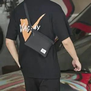 남성 미니사이즈 크로스가방 스트랩 파우치 메신저백