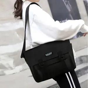 여행가방 캐리어 배낭 남성 여성 베이직 외출가방 빅포켓 메신저백